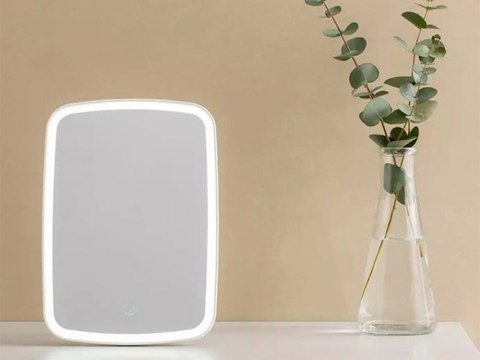 Nowoczesne lusterko LED z akumulatorem z dotykowym włącznikiem
