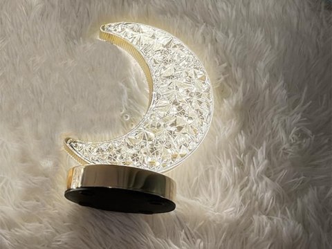 Nowoczesna Lampa Nocna Księżyc RGB - Oświetlenie Stylowe i Funkcjonalne