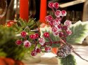 Świąteczny Stroik Ozdobny z Jarzębiną - Magia Bożego Narodzenia w Twoim Wnętrzu