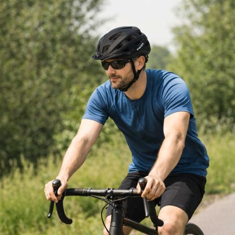 Nowoczesny kask rowerowy - regulowany, czarny, M 54-58cm
