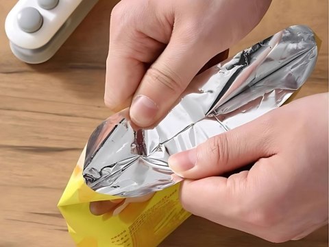 Zgrzewarka i Otwieracz do Folii 2 w 1 - Niezbędnik w Każdej Kuchni