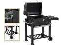 Nowoczesny grill węglowy z termometrem i dużą powierzchnią grillowania