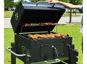 Nowoczesny grill węglowy z termometrem i dużą powierzchnią grillowania