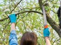 Nowoczesna piła do cięcia gałęzi z gumowaną rączką i pokrowcem