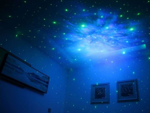 Projektor gwiazd astronauta galaktyka lampka nocna niebo laserowy LED pilot