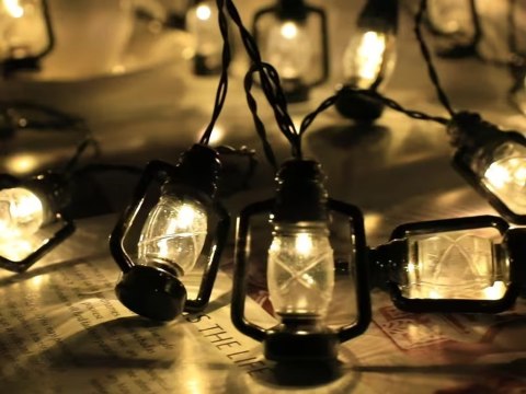 LAMPKI SOLARNE LED Z GIRLANDĄ - OŚWIETLENIE NA TARAS I BALKON