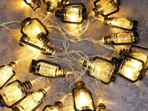 LAMPKI SOLARNE LED Z GIRLANDĄ - OŚWIETLENIE NA TARAS I BALKON