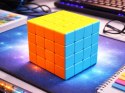 Odkryj radość układania kostki Rubika 4x4 - logiczna przygoda dla umysłu!