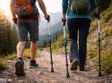 Nowoczesne kijki trekkingowe dla aktywnych podróżników