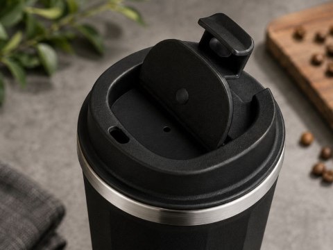 Kubek termiczny o nowoczesnym designie, idealny na każdy napój!