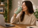 Kawa w drodze: ergonomiczny kubek termiczny