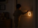 Nowoczesna lampka LED z czujnikiem ruchu do wnętrz