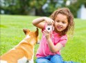 Zabawa w obiektywie: różowy aparat fotograficzny dla dzieci z jednorożcem