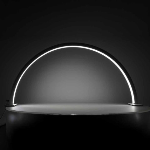 Nowoczesna lampa LED do manicure z bezcieniowym oświetleniem w złotym kolorze