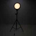Lampa do idealnych selfie z pierścieniem LED na statywie
